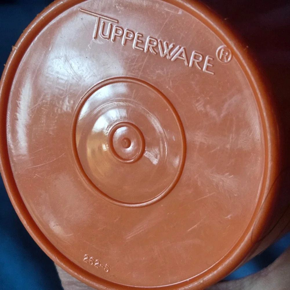 Vintage Tupperware Orange Tall Tumbler Pitcher 262-5 with Flip Top Lid 603-1 USA
